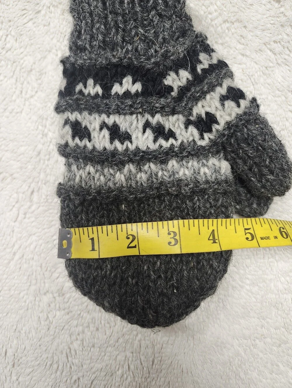 • NWT Mexicali Blues Unisex 100% Wool Mittens One Size Fits Most Charcoal